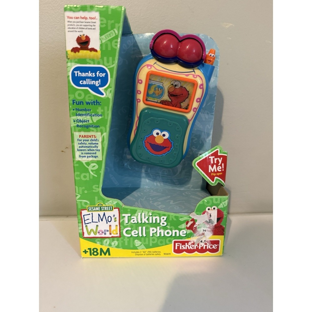 New Vintage 2002 Mattel Sesame Street Elmo's World Talking Flip Cell Phone Toy